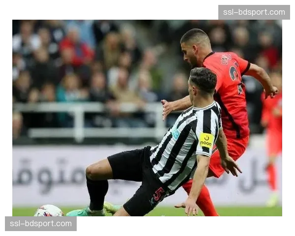 雷恩4-1大胜蒙彼利埃，锋线三叉戟各入一球