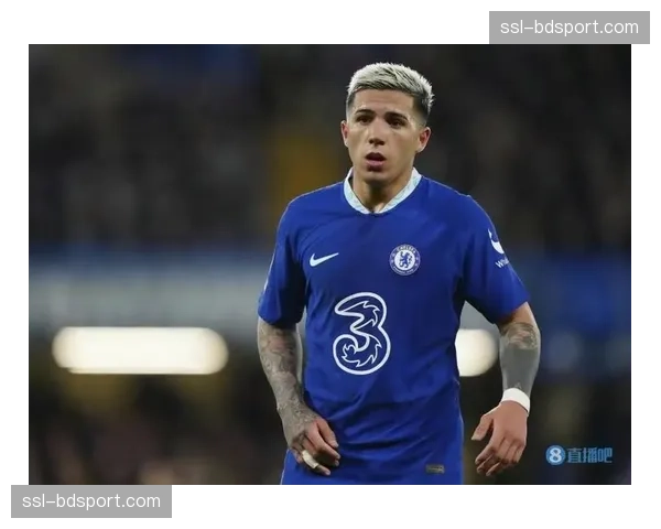切尔西官方确认,恩佐-费尔南德斯因应力性骨折赛季报销 切尔西官方确认,恩佐-费尔南德斯因应力性骨折赛季报销