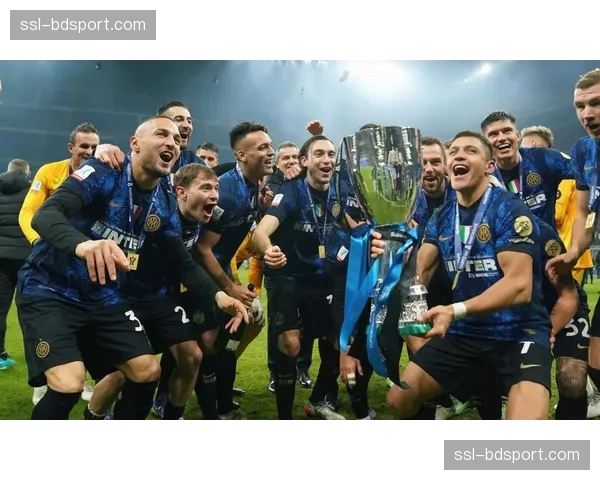 国米夺冠庆典：若提前锁定，倒数第二轮主场颁奖